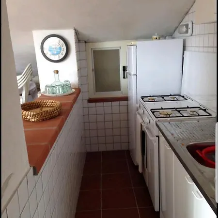 Appartement Tra Il Mare E La Montagna The Lighthouse Group *