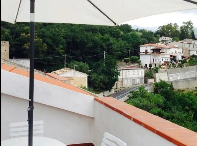 דירה Tra Il Mare E La Montagna The Lighthouse Group